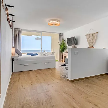 Premium And Sea * 卡亚俄萨尔瓦赫