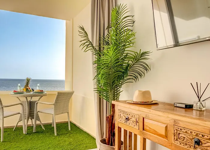 Premium And Sea דירה *