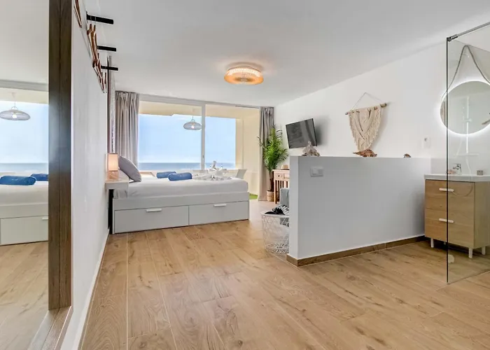 Premium And Sea * קיאו סלבאחה