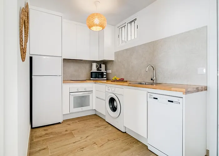 Premium And Sea アパート